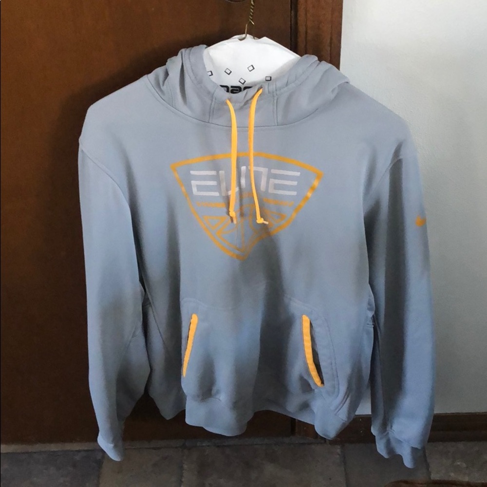 Nike hoodie